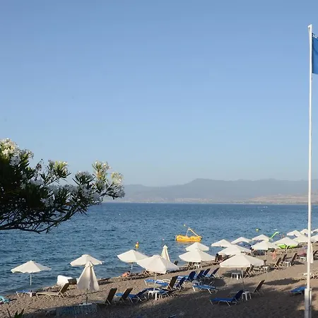 Amarakos λειτουργεί υπό νέα διεύθυνση