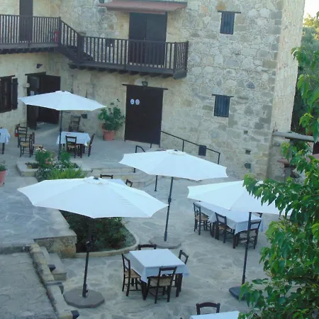 Amarakos λειτουργεί υπό νέα διεύθυνση Casa de hóspedes Kato Akourdalia